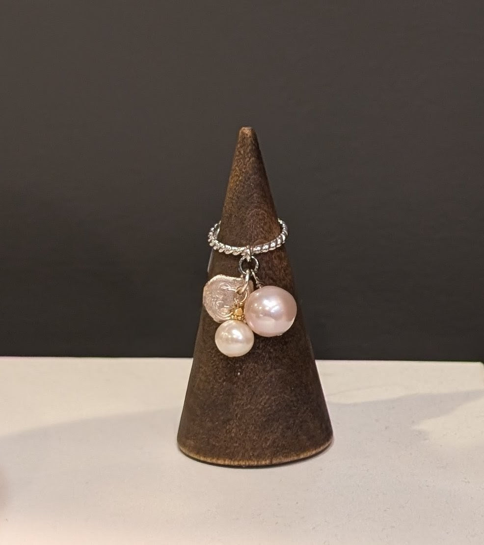 Fresh Water Pearl and Sterling Silver Ring Size 5